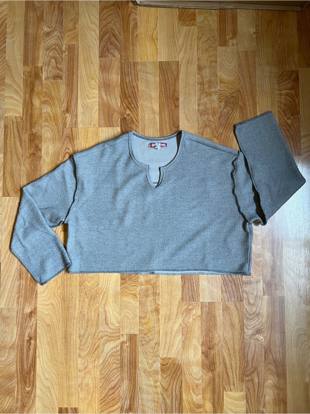 Urban Outfitters Cropped Notch Crew Sweater - Gray